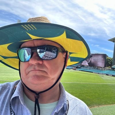 I don't work.
I'm on a Government pension
I have Glaucoma.
Divorced.
I love sports & I love my sports teams.
@sydneyroosters
@collingwoodfc
@GDFCMagpies
@ManUtd