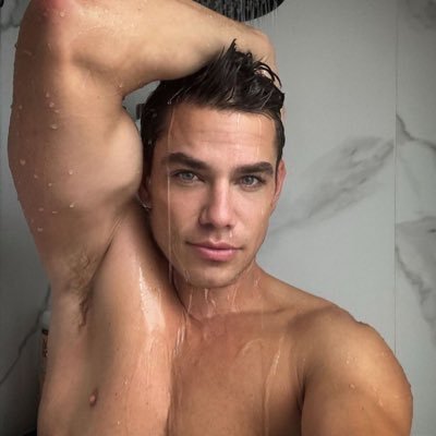 Adam Archuleta Profile