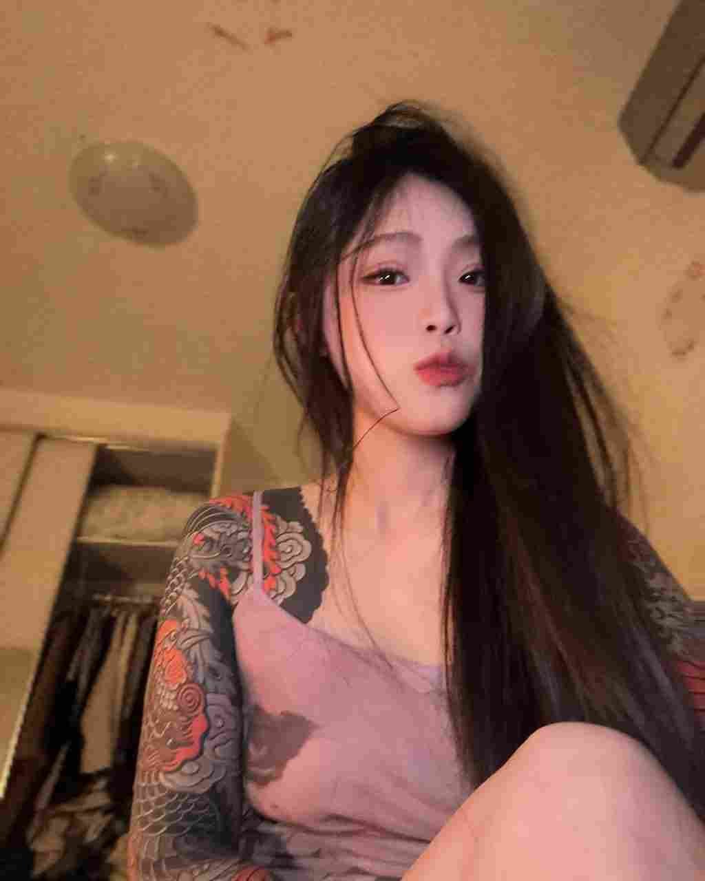 Baarud166196's profile picture. ♥♥同城真心线下🈷唯一推特号👉@NkNgga👈 蛋蛋后粉色系小学妹。可甜可咸,可69.只要你真心，妹妹必尽心。粉色系妹妹等你——————🈚️定金，🈚️门槛—————非诚勿扰————要定金门或者门槛费的都是骗子！！！！！