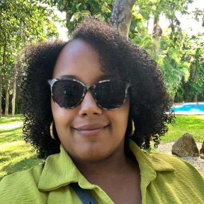 alejandraarroz's profile picture. Black Lives Matter | Wear a Mask | Family/Geri Doc. Growing in grace & tryna get free. She/her/hers