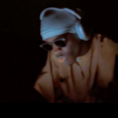 AymanXau's profile picture. Footballer/artist/Forex trader⚽️📊🎧 pain 04'❤️‍🩹