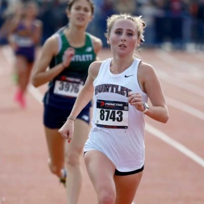 izzy_ciesla's profile picture. || Huntley High School Class of ‘26 || Varsity Cross Country || Varsity Track&Field || Email: izzyciesla@gmail.com ||