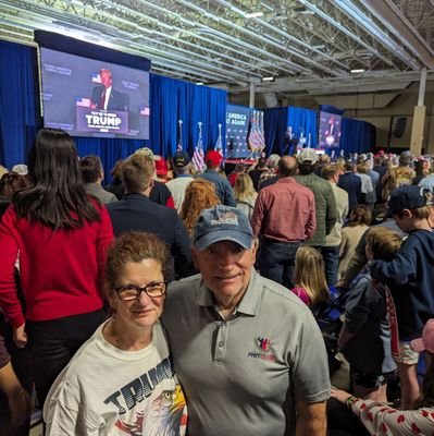NealGreenberg7's profile picture. Chicago Born(Chicago sports teams), California Refugee(escaped in 2021), residing in the free State of South Carolina and loving it. MAGA @GetPhitToday