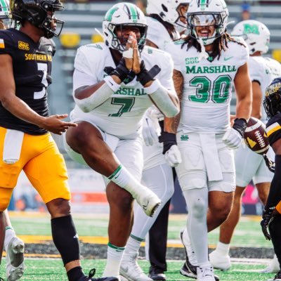 Old account: @christhomas_850 ATH @cusefootball IG: bigChristhepastor