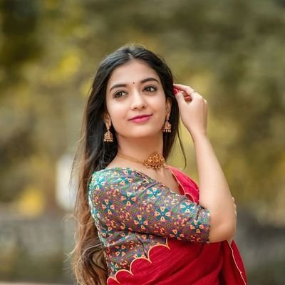 simi1760183's profile picture. Where law meets finance and governance ⚖️💡.