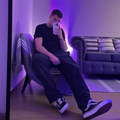 clokerzao's profile picture. EX CS Pro / Sistemas 
https://t.co/ZfEb796xdr