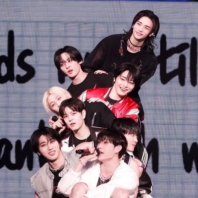 “And I know this isn't the end right now” 🤍💙💜