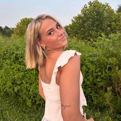 edenphumphrey's profile picture. university of houston swammer