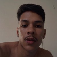 ro (@_roniess) 's Twitter Profile