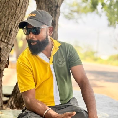 RayenPradee's profile picture. பிறப்பொக்கும் எல்லா உயிர்க்கும் சிறப்பொவ்வா செய்தொழில் வேற்றுமை யான்