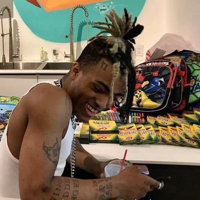 Itss_Iann's profile picture. ah ah ah swear I’m different 😫🎶🩵