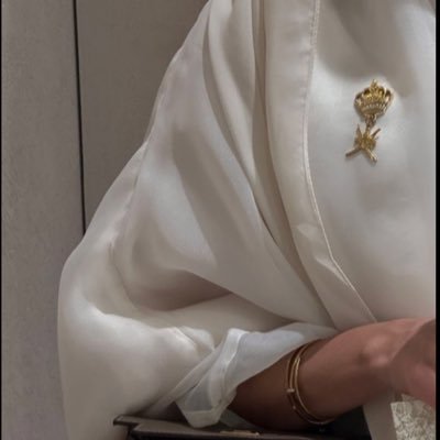 اسوي نفسي بخير : وانا بالحييييلل تعبانه