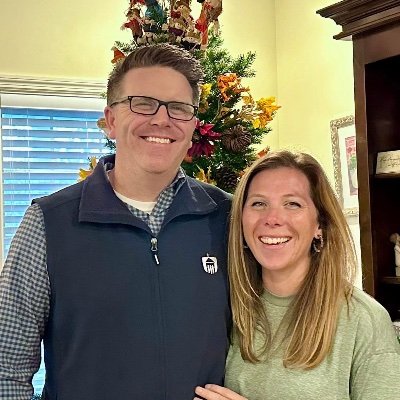 Saved by Jesus, Husband to Brooke, Father to Eden, Jude, Elias, and Lucy. Pastor of https://t.co/vxPy16Kawn