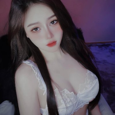 HubbelScot62258's profile picture. I’m not fat, I’m just easier to see. 🐘👀