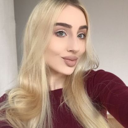 čauky lásky prodávám své nudesky + sexchat a tak dále ... kdo bude chtít tak mi napiš te ♥️😘