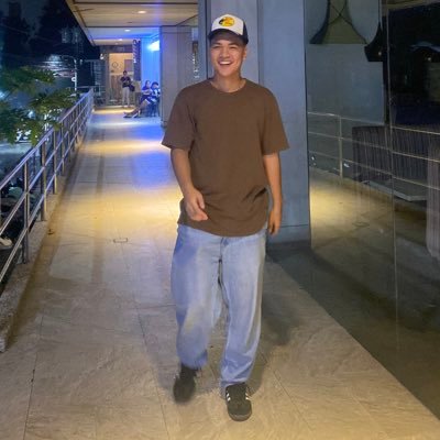 JulesDescaya's profile picture. Bio