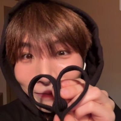 kyoislife00's profile picture. @kyoislife00 on everything and STAN PATTERN