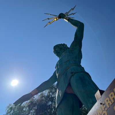 heyattia's profile picture. 🏝️ ☀️ 💻