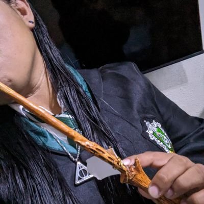 GlenAguilar18's profile picture. Lic. En Derecho ⚖️📚📖📝 
Harry Potter ϟ ❾¾ ⚯͛ △⃒⃘   Súper Otaku pero si me baño (◍•ᴗ•◍)❤La estupidez es mi pasión 🥰