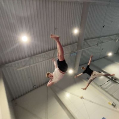 ayzoca's profile picture. 18 🇳🇴 300$