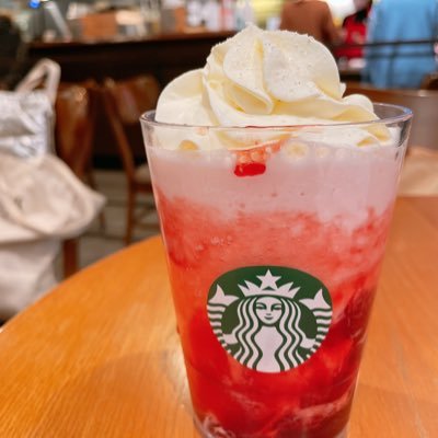 chocodale's profile picture. 96line ミッキー寄りのミキミニ推し ショーパレ・グリ派 / キヨ🐈‍⬛ TOP4 P-P / 🍁×🌂🕸️×🍚🥨×🖤