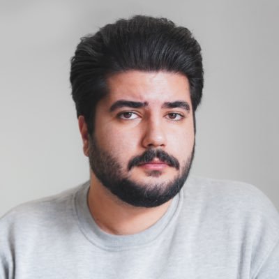 echreza's profile picture. Senior Designer @ GenAI
