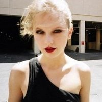 Mirket (@loversbehaves) Twitter profile photo