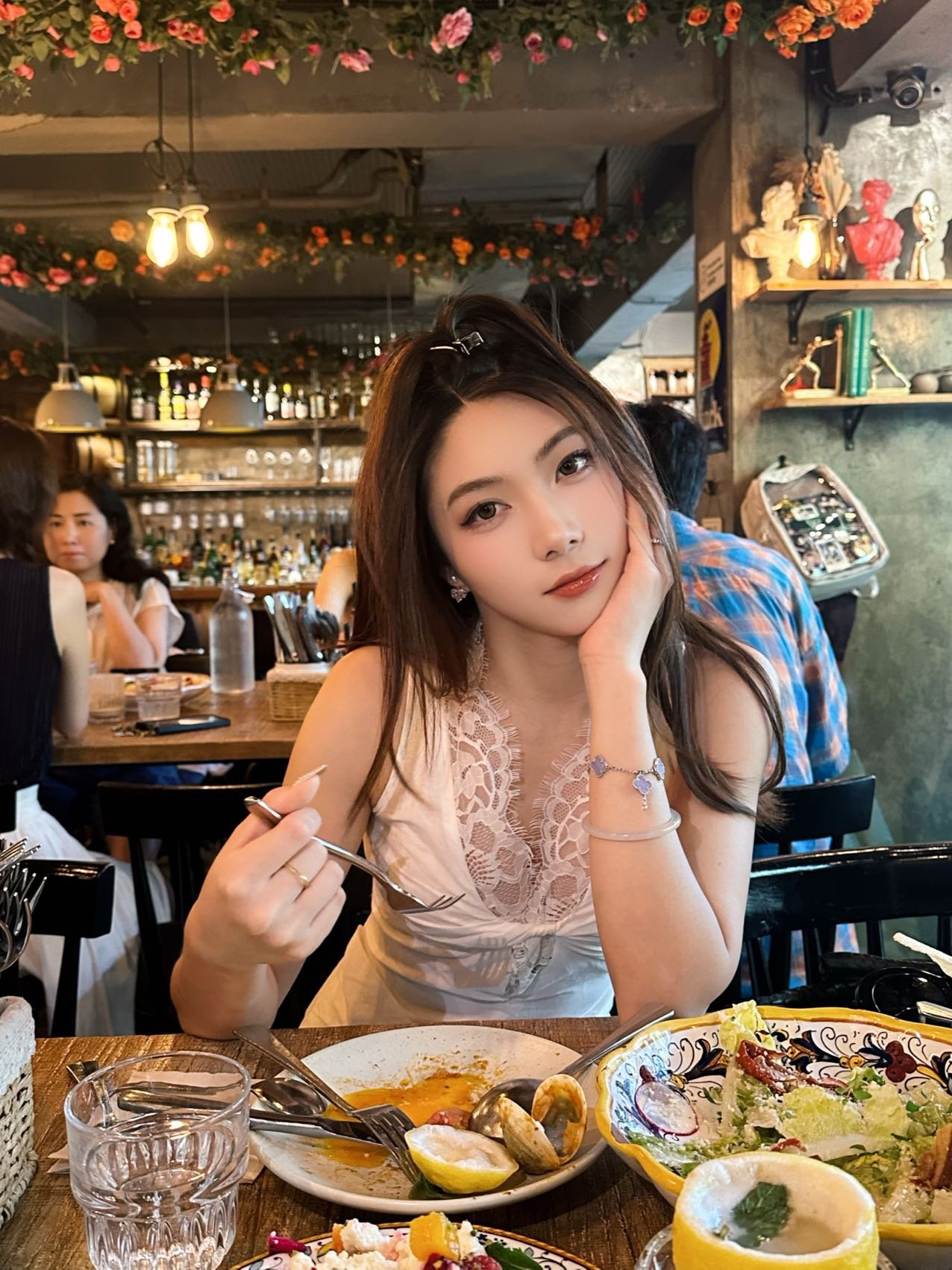 ReesnawthpTQ's profile picture. 