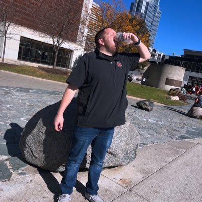Die Hard Bengals Fan 🐅 | Cincinnati Reds ⚾️ | Ohio State Buckeyes 🌰 |