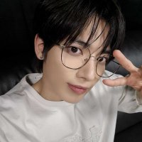 우잉 (@oth_025o) 's Twitter Profile