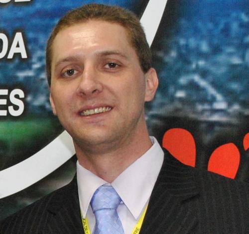 PeritoEvandro's profile picture. Perito Criminal do Instituto-Geral de Perícias, professor de cursos de formação de peritos, policiais civis e militares. Professor do Estratégia Concursos