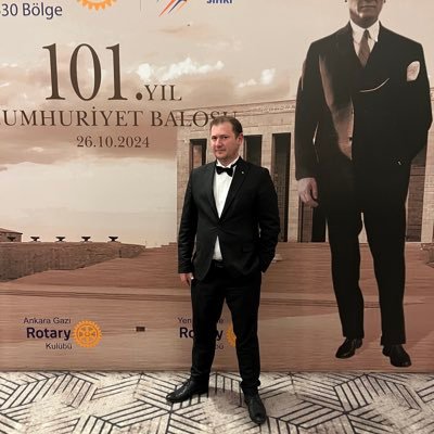 Ankara Üniversitesi Devlet Konservatuvarı 🎓 Ankara Yıldırım Beyazıt Üniversitesi (YL) 🎓 Beşiktaş Kongre Üyesi