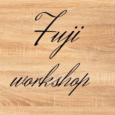 木材の沼にハマって抜けない学生。〜ただの木好き〜メルカリで銘木で作ったペントレーなどを出品しています! よろしくお願いします^_^メルカリ→ https://t.co/4aBA2IsUFM