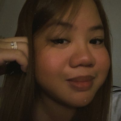 Chuuummmy's profile picture. Let yourself be flawed 🖤