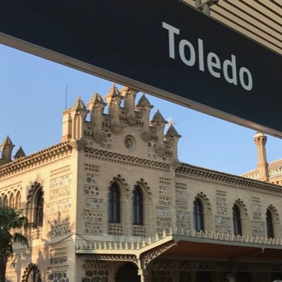 Gaviota_DC's profile picture. Con mi 🎸🎼 a todas partes. Aquí por #Mafin🧁 y #SueñosDeLibertad. Y, sí; “la pluma es algo muy personal” 🖋️