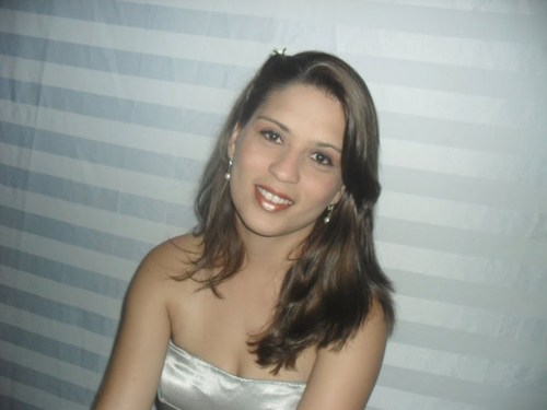 Uma pessoa que ama a vida e a liberdade,mas ñ tem sorte no amor,nem tudo é perfeito!!! Você pode ser uma pessoa maravilhosa, ter muita gente que te admira e te