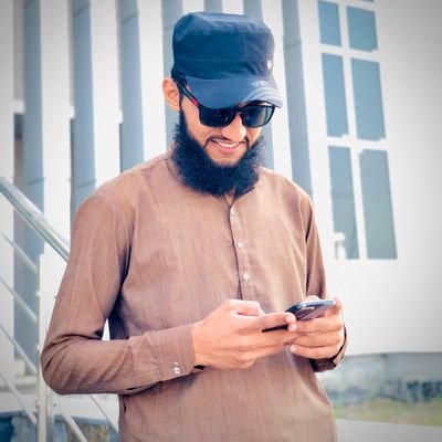 Cricket, Entertainment addict, Bringing humor one tweet at a time, Opinions and banter, all in good spirits.