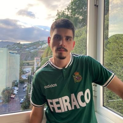 Jose_pv1906's profile picture. Deja de pensar tanto en la vida y mejor vívela.

RCD 1906 💙⚽️