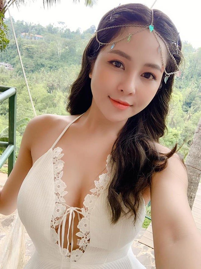 ☀️𝟏𝟖+𝐋𝐞𝐭'𝐬 𝐑𝐞𝐥𝐚𝐱 𝐀𝐧𝐝 𝐄𝐧𝐣𝐨𝐲💕
🦋𝑭𝒐𝒍𝒍𝒐𝒘 𝑴𝒐𝒓𝒆:💕
🌟@cigarret15
🌟@McphersonRowell
🌟@oscarsonoe