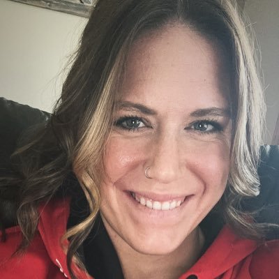 Mmarie_D913's profile picture. Getting closer to 30 and just trying to be a cool Mom