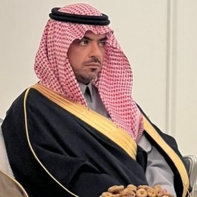 الصحراء نصف ثقافتي والبحر نصفها الثاني ،السماء سُلمي إلى النجوم ،والأرض مهجعي الأخير..فلسفتي أن الحياة عقيدةْ وكفاح.
