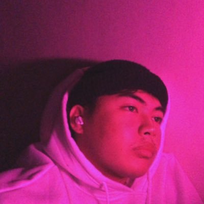 Lambu28's profile picture. 🚬