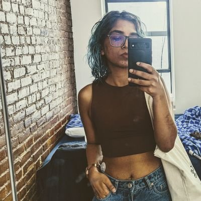 Shambhavi (HIRE ME) Profile
