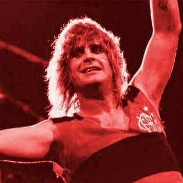 🇦🇴Flamengo
🇮🇹AS Roma
🐈⬛FURIA
📌Paraíba
🩸Sangue vermelho.