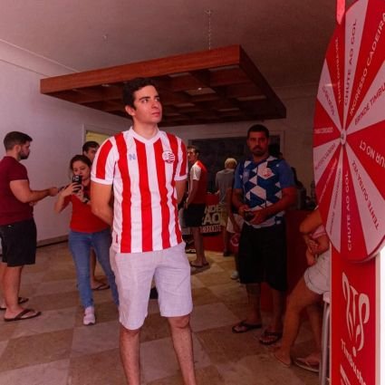 Alvirrubro, faço streams e etc. Aqui interpreto um personagem, nada nesse perfil deve ser levado a sério ou tomado como verdade