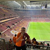 Roni (@roniozoglu) 's Twitter Profile