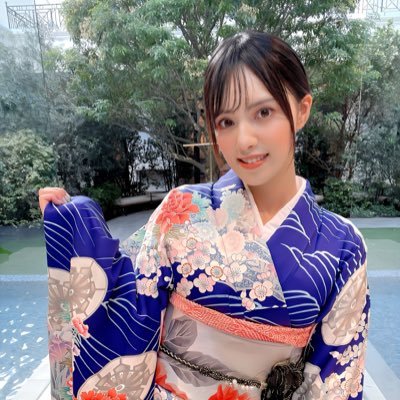 show_yu_momo's profile picture. 岡山出身🍑R6.2/10-配信始めました💫前垢動かなくなったので新しく作りました‼︎まったり配信してるので一度覗きに来てくれると嬉しいです🤍（DMは返せませんが、全て読ませて頂いてます🫶）