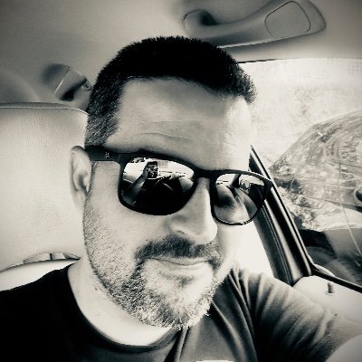 Doctor en Educación (PhD in Education) l Docente | Fotógrafo | Karateka | Emigrante en mi propia tierra | #enbetapermanente