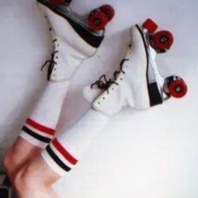 TulipA828's profile picture. 🌷 Fear not for I am with you- Isaiah 41:10 ✝️