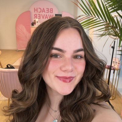 chloe_palmieri's profile picture. fashion + lifestyle + beauty | romance book girly 📖✨ | LSU alum 🐯